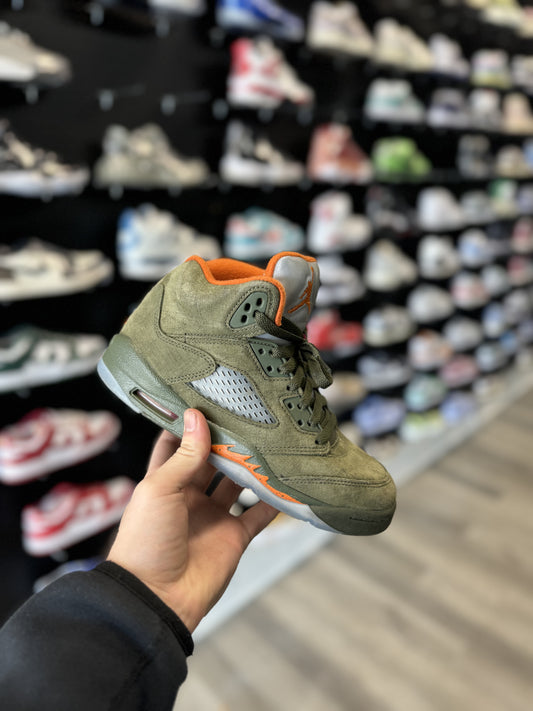 AJ5 OLIVE SZ 4